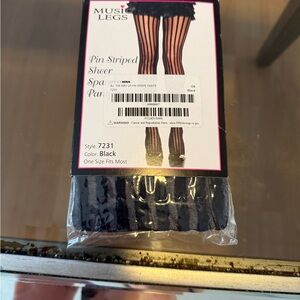 Music Legs Black Solid Stockings